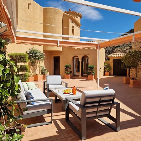 Casa Jacaranda